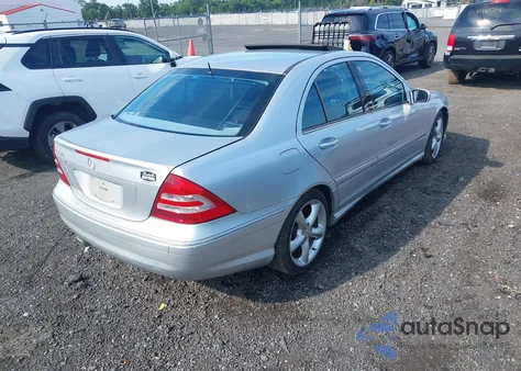 2006 Mercedes-Benz C 230 Sport from USA, damaged, VIN WDBRF52H56F743506